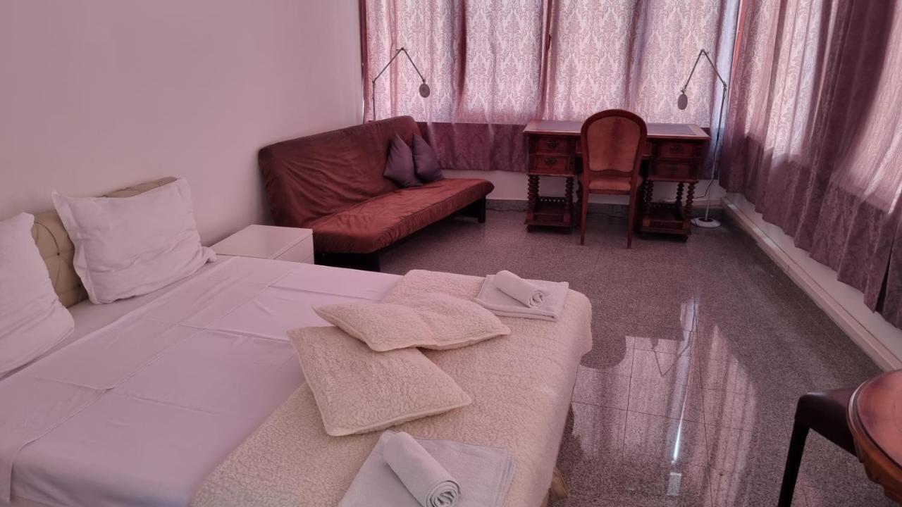 Laura Rooms Medulin Exterior foto