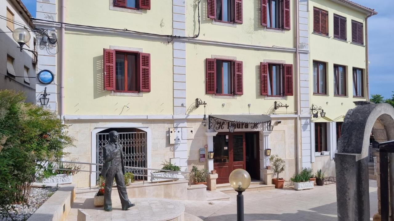 Laura Rooms Medulin Exterior foto